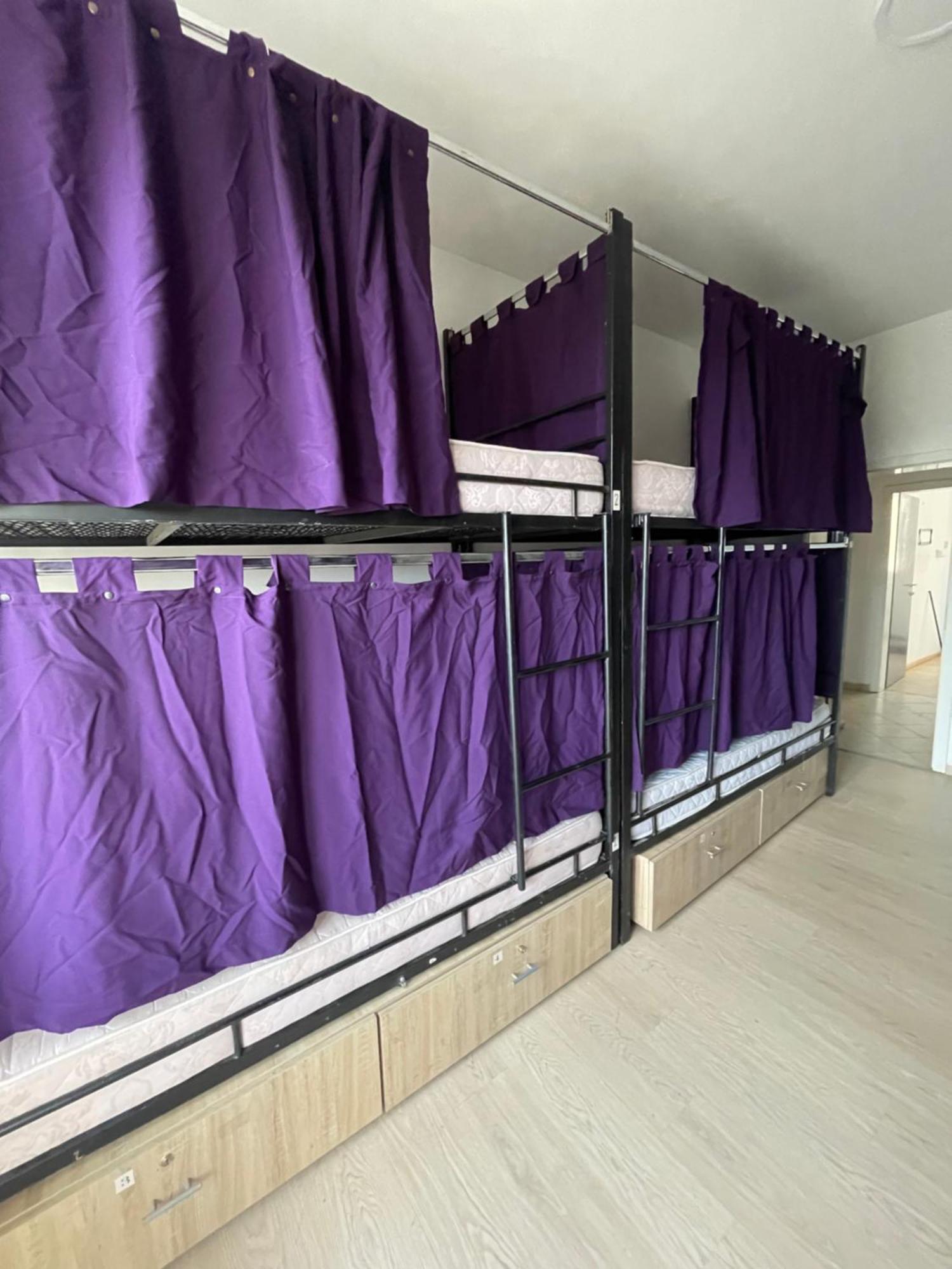 Newborn Comfort Hostel The Biggest Hostel Of Town With Best Location プリシュティナ エクステリア 写真